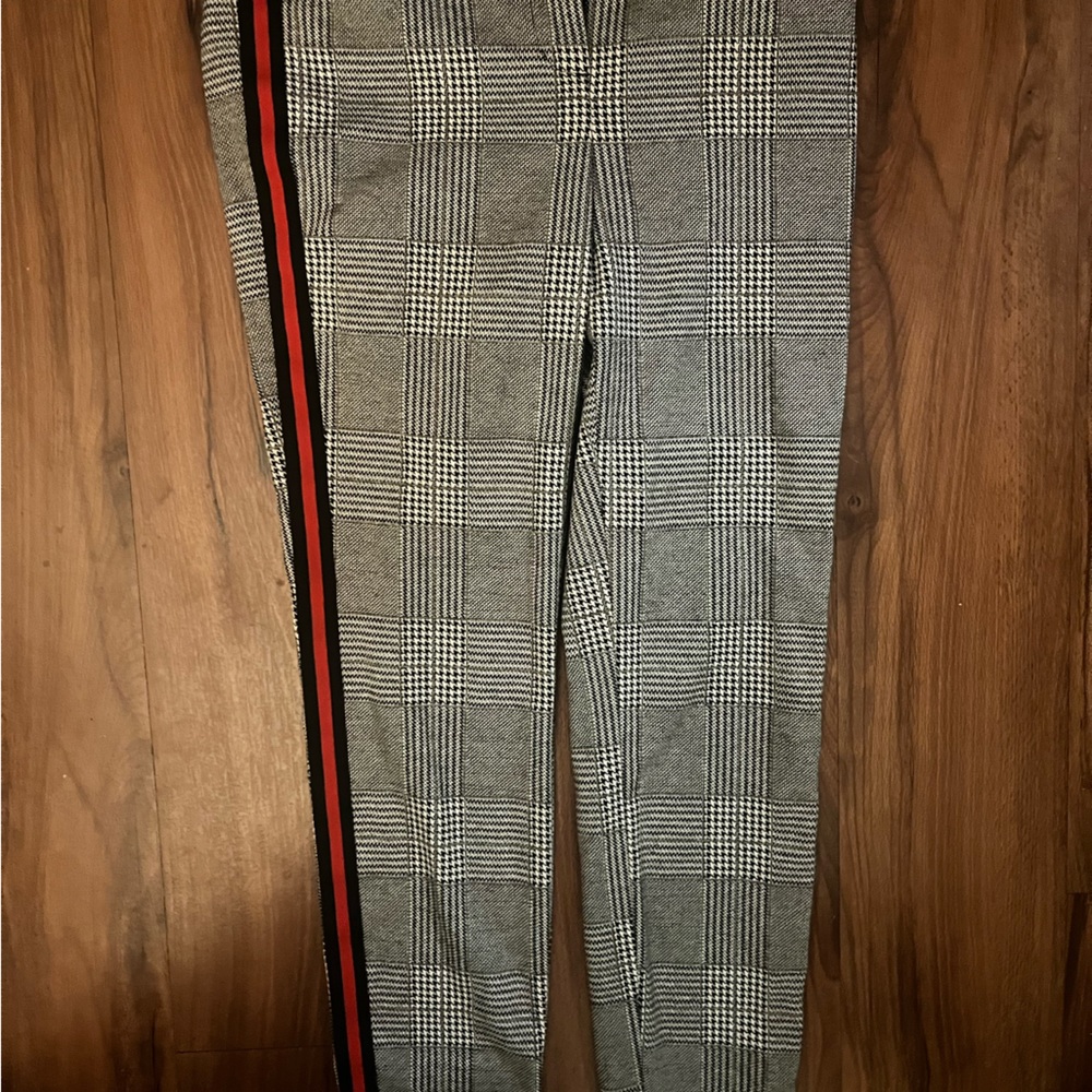 Express Skinny Mid Rise stretch houndstooth dress pants with red stripe